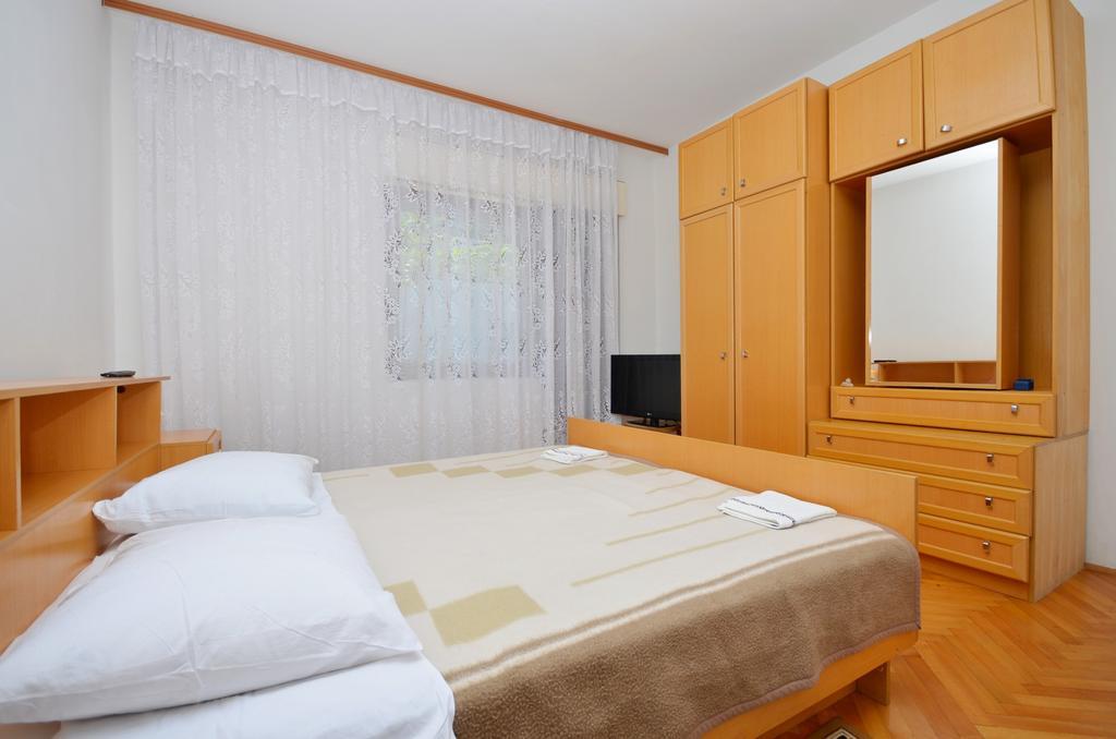 Apartments Branko Водице Екстер'єр фото