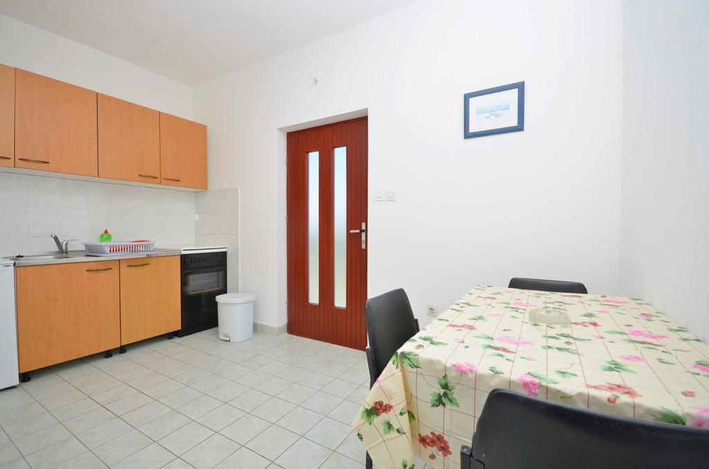 Apartments Branko Водице Екстер'єр фото