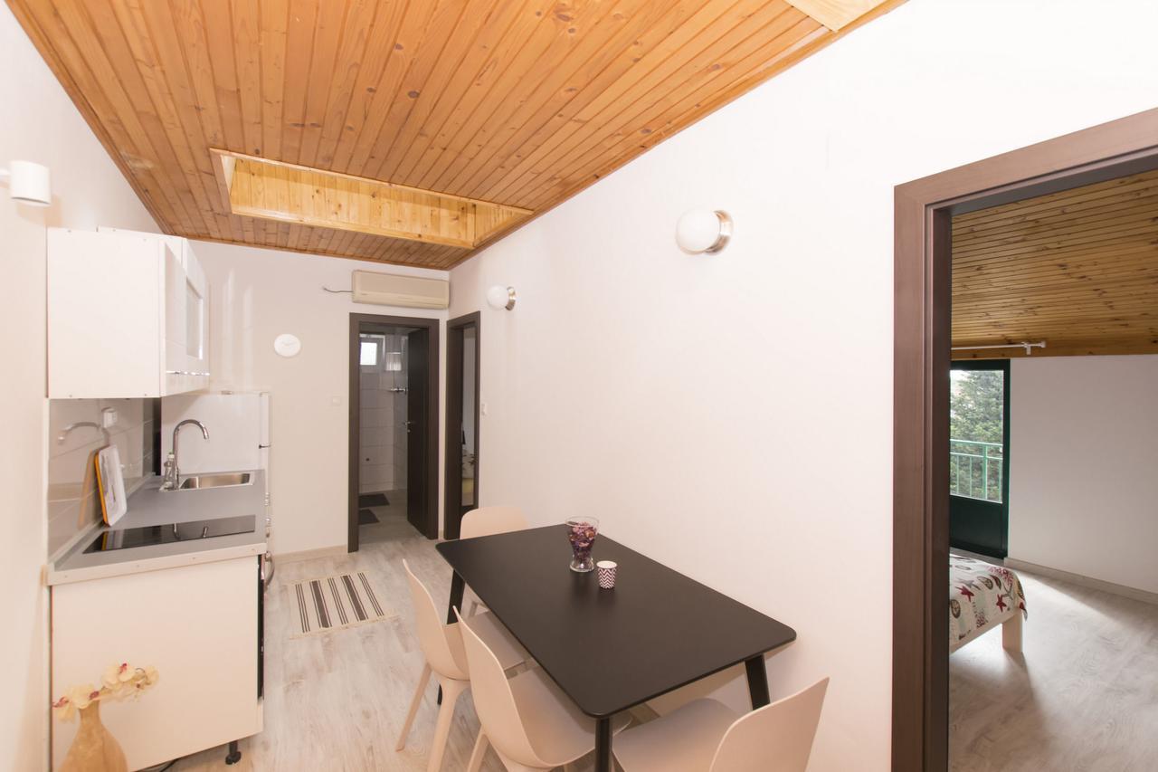 Apartments Branko Водице Екстер'єр фото