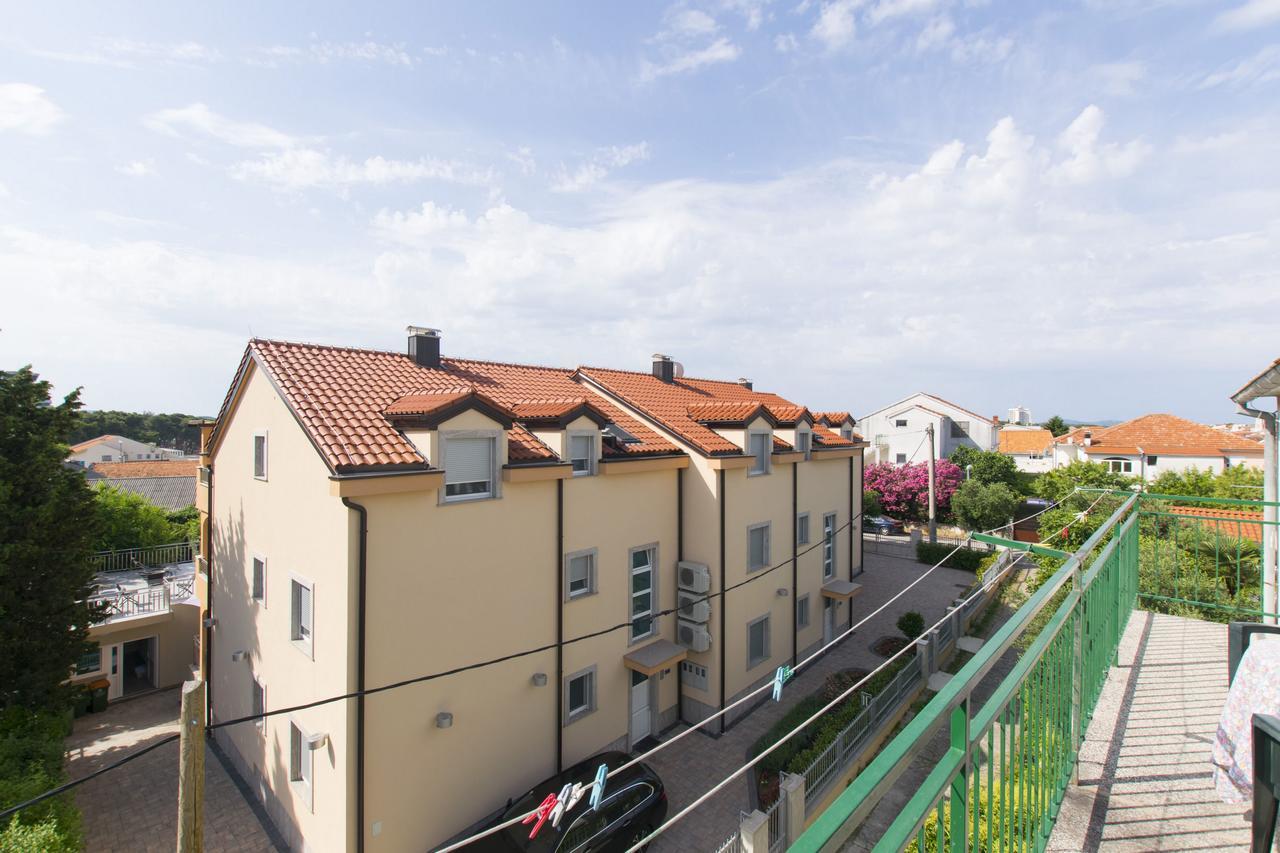 Apartments Branko Водице Екстер'єр фото