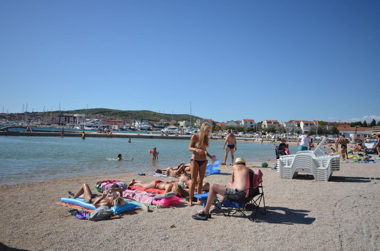 Apartments Branko Водице Екстер'єр фото